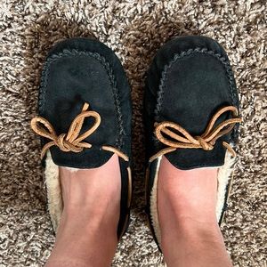 Ugg Suede Black Moccasins